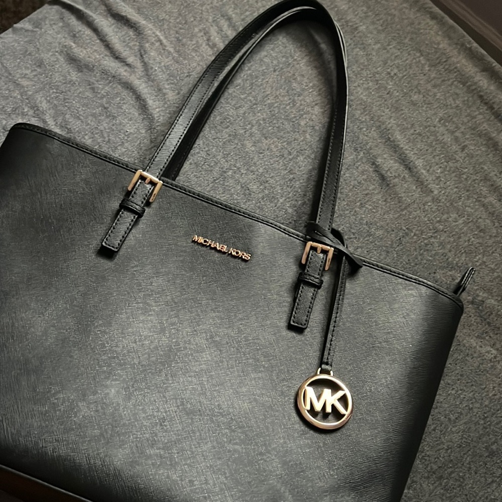 Brand new MK purse